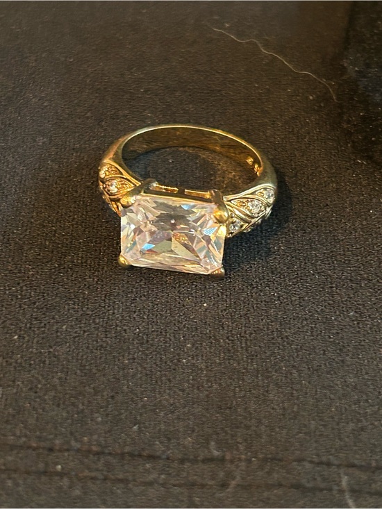 Jewelry - Gold Tone Clear Square Solitaire Ring with Accent Stones